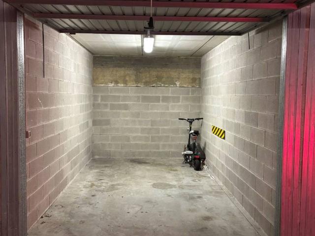 Box in affitto a Zona Omogenea Milano Nord, Sesto San Giovanni