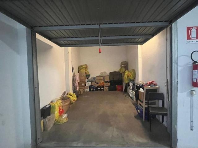 Box in affitto a Zona Omogenea Milano Nord, Sesto San Giovanni