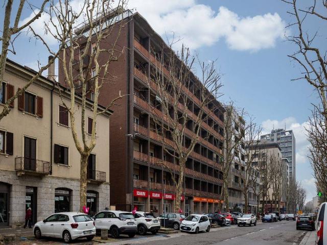 Box in affitto a Zona Omogenea Milano Nord, Sesto San Giovanni