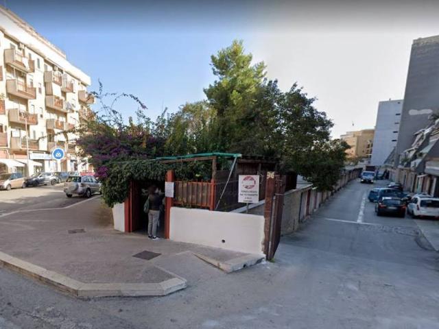 Box in affitto a Puglia, Barletta-andria-trani