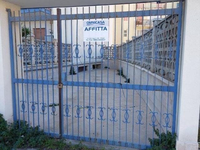 Box in affitto a Puglia, Barletta-andria-trani