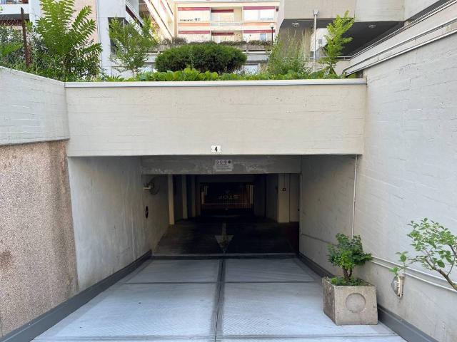 Box in affitto a Territorio Val d'Adige, Trento