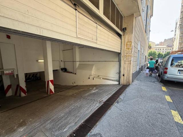 Box in affitto a Barriera Vecchia-San Giacomo, Villa Opicina