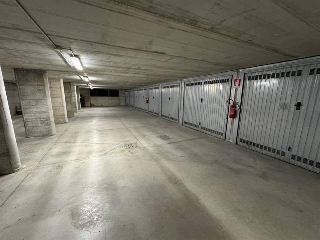 Box in affitto a Gudo, Varese
