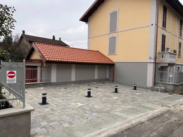 Box in affitto a Giubiano, Varese