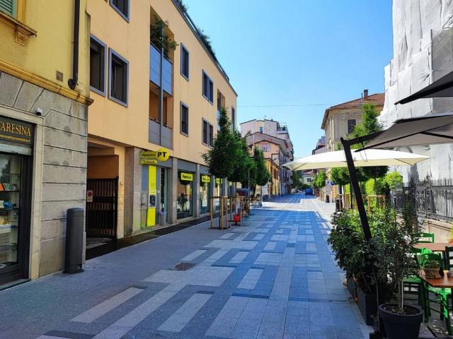 Box in affitto a Biumo Superiore, Varese