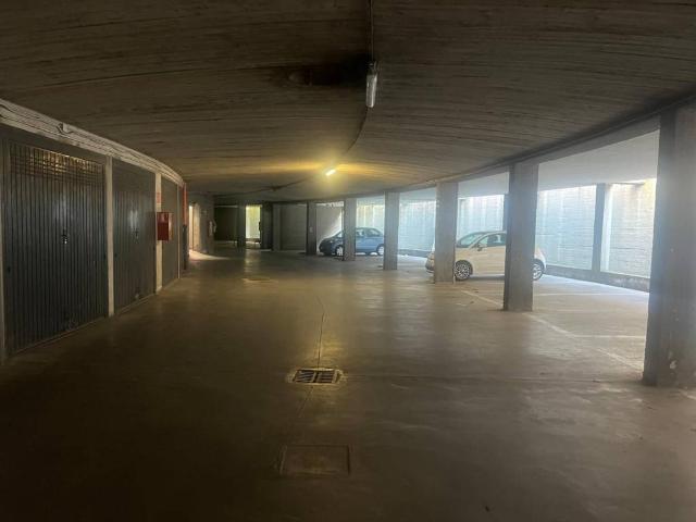 Box in affitto a Vedano Al Lambro, Lombardia