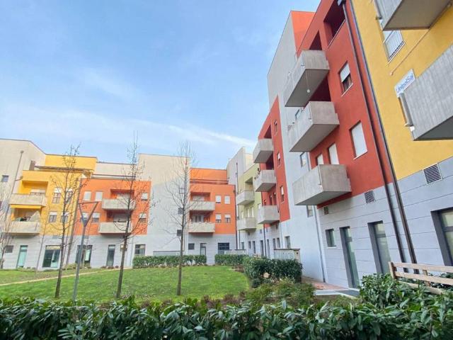 Box in affitto a Verona, Borgo Roma
