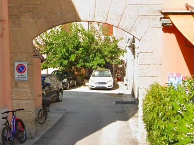 Box in affitto a Sud, Brenzone
