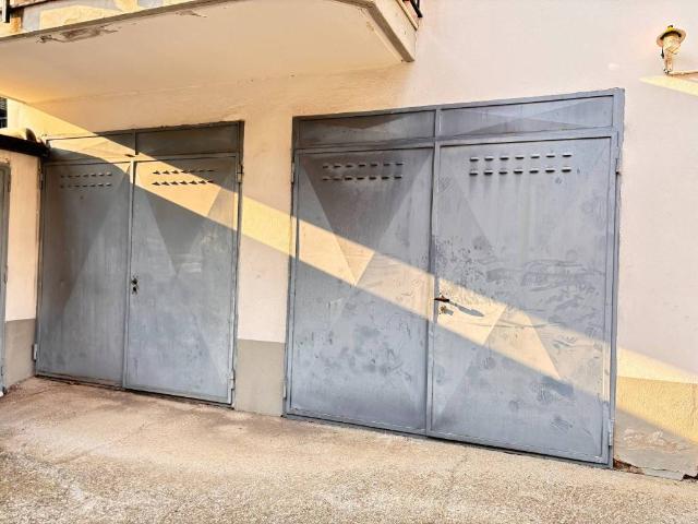 Box in affitto a Verona, Molini