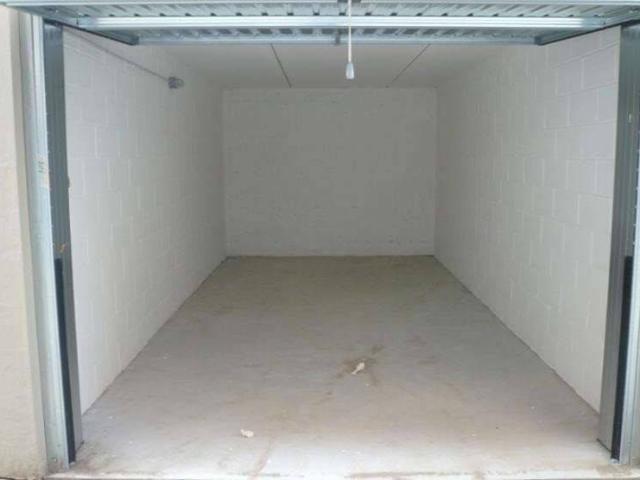 Box in vendita a Abbiategrasso, Lombardia