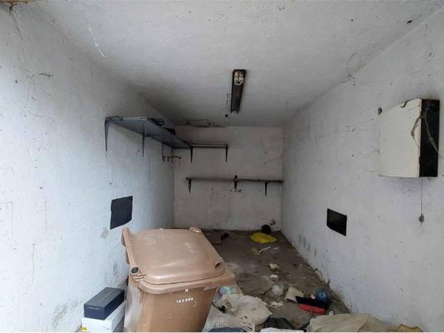 Box in vendita a Abbiategrasso, Lombardia