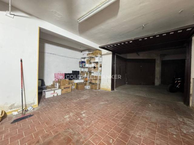 Box in vendita a Aci Castello, Sicilia