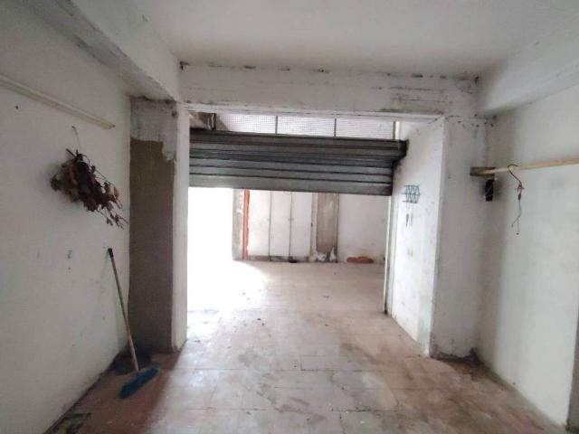 Box in vendita a Aci Catena, Sicilia