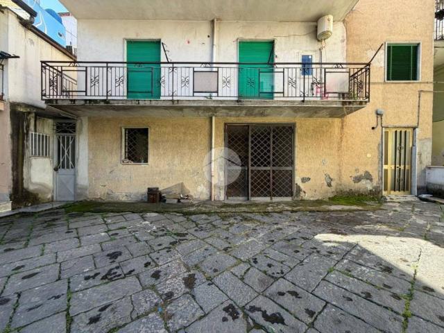 Box in vendita a Afragola, Campania