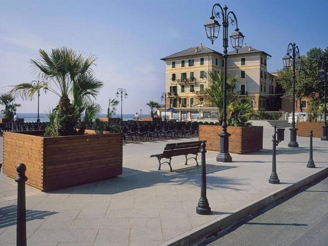 Box in vendita a Alassio, Liguria