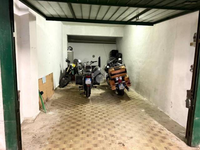 Box in vendita a Alassio, Liguria