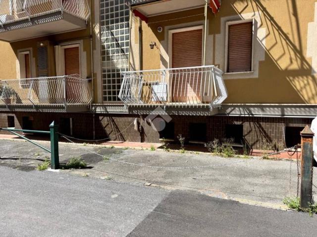 Box in vendita a Alassio, Liguria