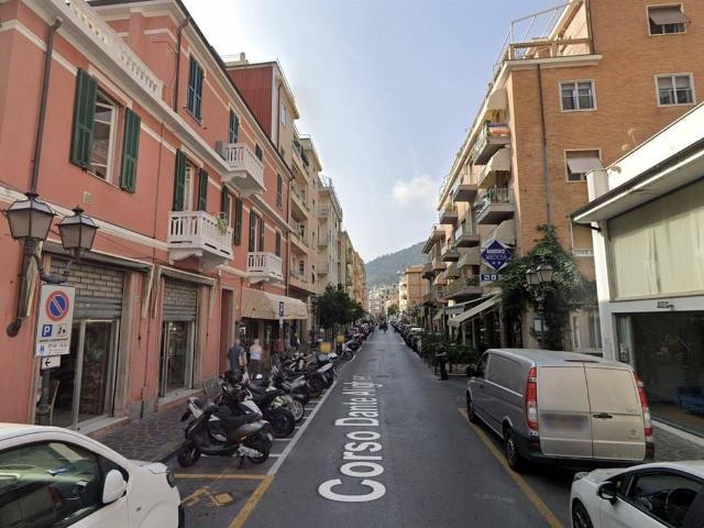 Box in vendita a Alassio, Liguria