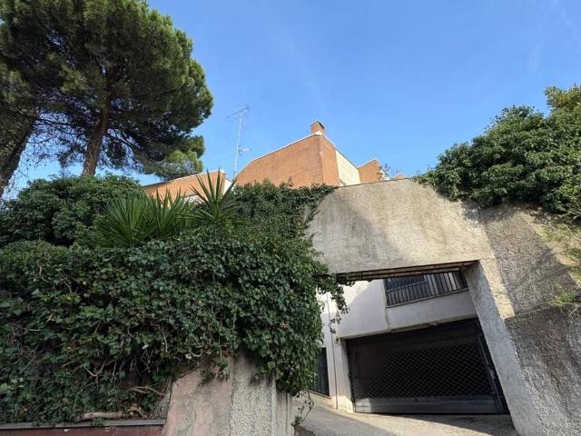 Box in vendita a Roma Capitale, Lazio
