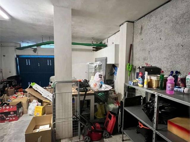 Box in vendita a Vadino, Albenga