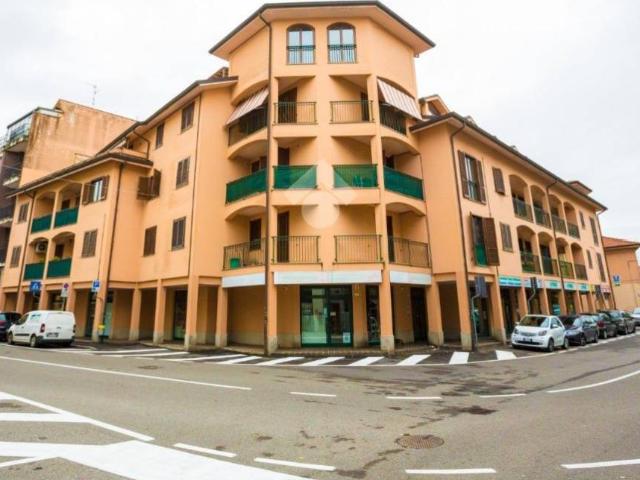 Box in vendita a Albiate, Lombardia