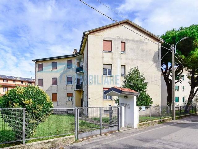 Box in vendita a Albiate, Lombardia