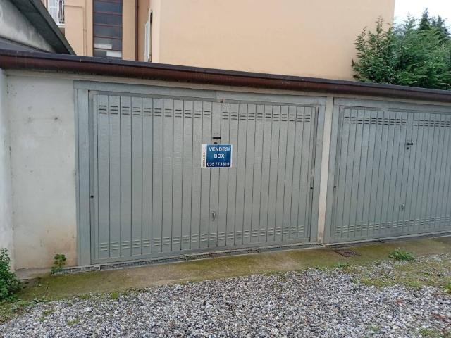 Box in vendita a Desenzano al Serio, Albino
