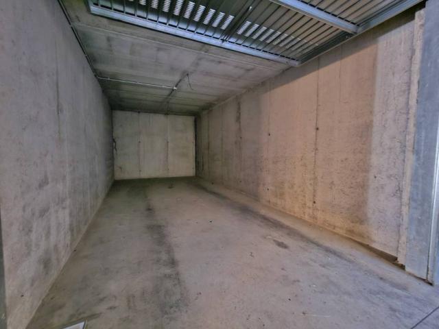 Box in vendita a Albino, Lombardia