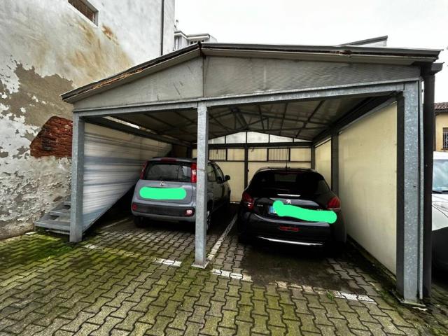 Box in vendita a Piemonte, Alessandria