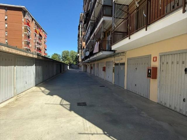 Box in vendita a Piemonte, Alessandria