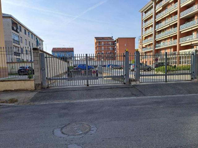 Box in vendita a Piemonte, Alessandria