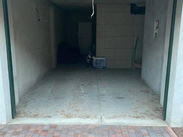 Box in vendita a Piemonte, Alessandria