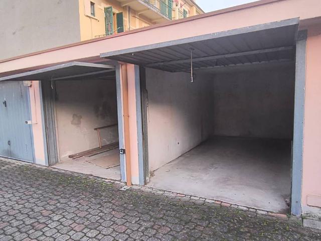 Box in vendita a Piemonte, Alessandria