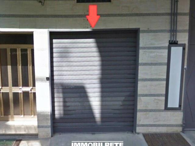 Box in vendita a Puglia, Bari