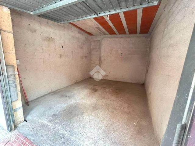 Box in vendita a Piano Madonna, Altavilla Milicia