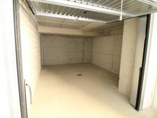 Box in vendita a Nese, Alzano Lombardo