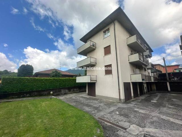 Box in vendita a Nese, Alzano Lombardo