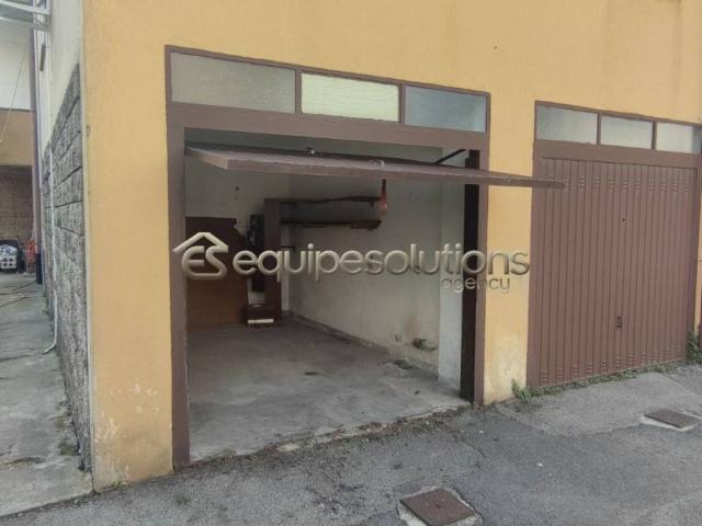 Box in vendita a Alzano Lombardo, Lombardia