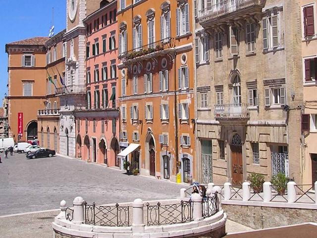 Box in vendita a San Pietro, Marche