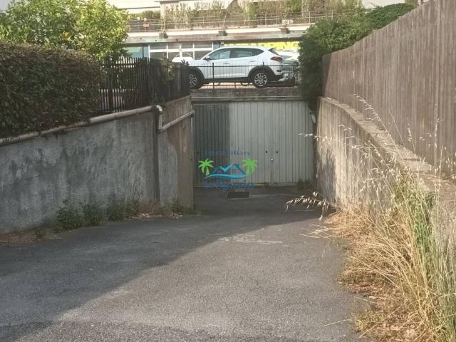 Box in vendita a Andora, Liguria