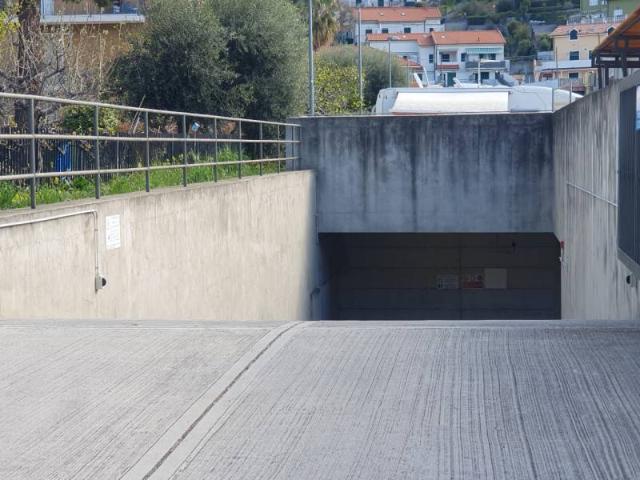 Box in vendita a Andora, Liguria