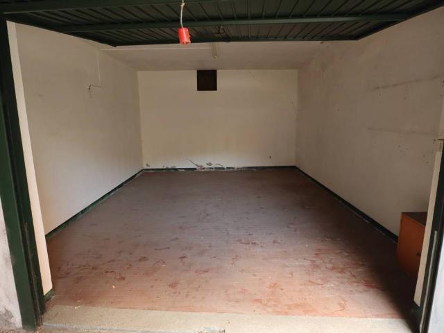 Box in vendita a Andora, Liguria