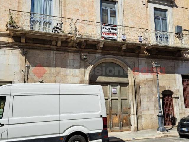 Box in vendita a San Valentino, Puglia