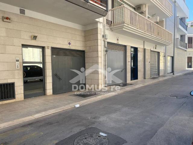 Box in vendita a Puglia, Barletta-andria-trani