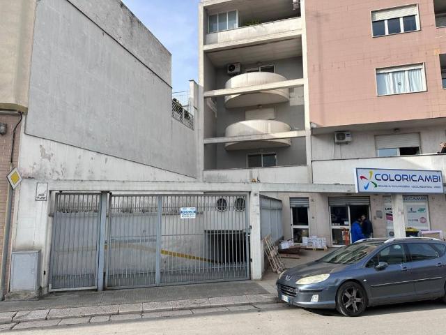 Box in vendita a Puglia, Barletta-andria-trani