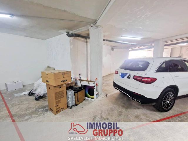 Box in vendita a Puglia, Barletta-andria-trani