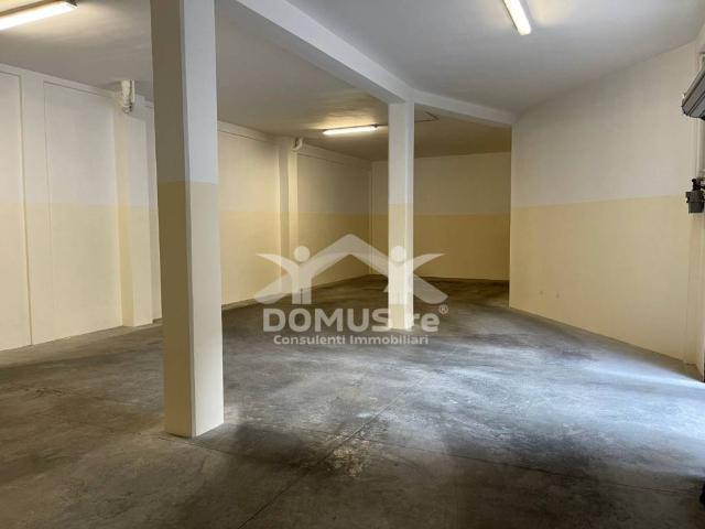 Box in vendita a Puglia, Barletta-andria-trani
