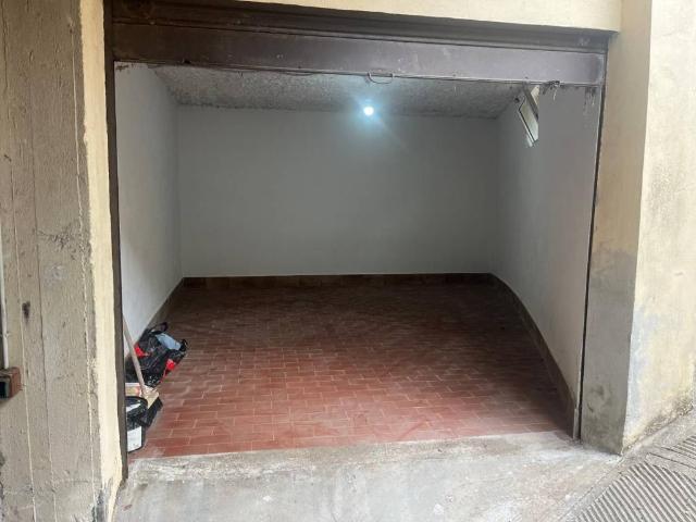 Box in vendita a Anzio