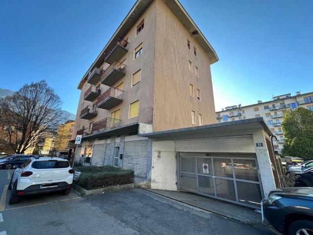 Box in vendita a Le Gotrau, Aosta